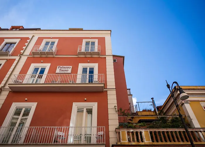  Palazzo Tasso